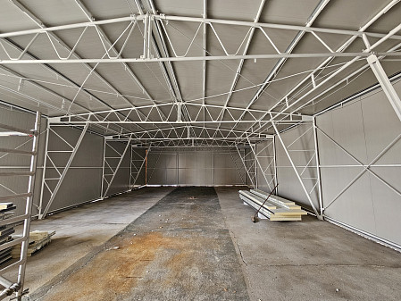 Rekonstrukce opláštění skladu v Táboře